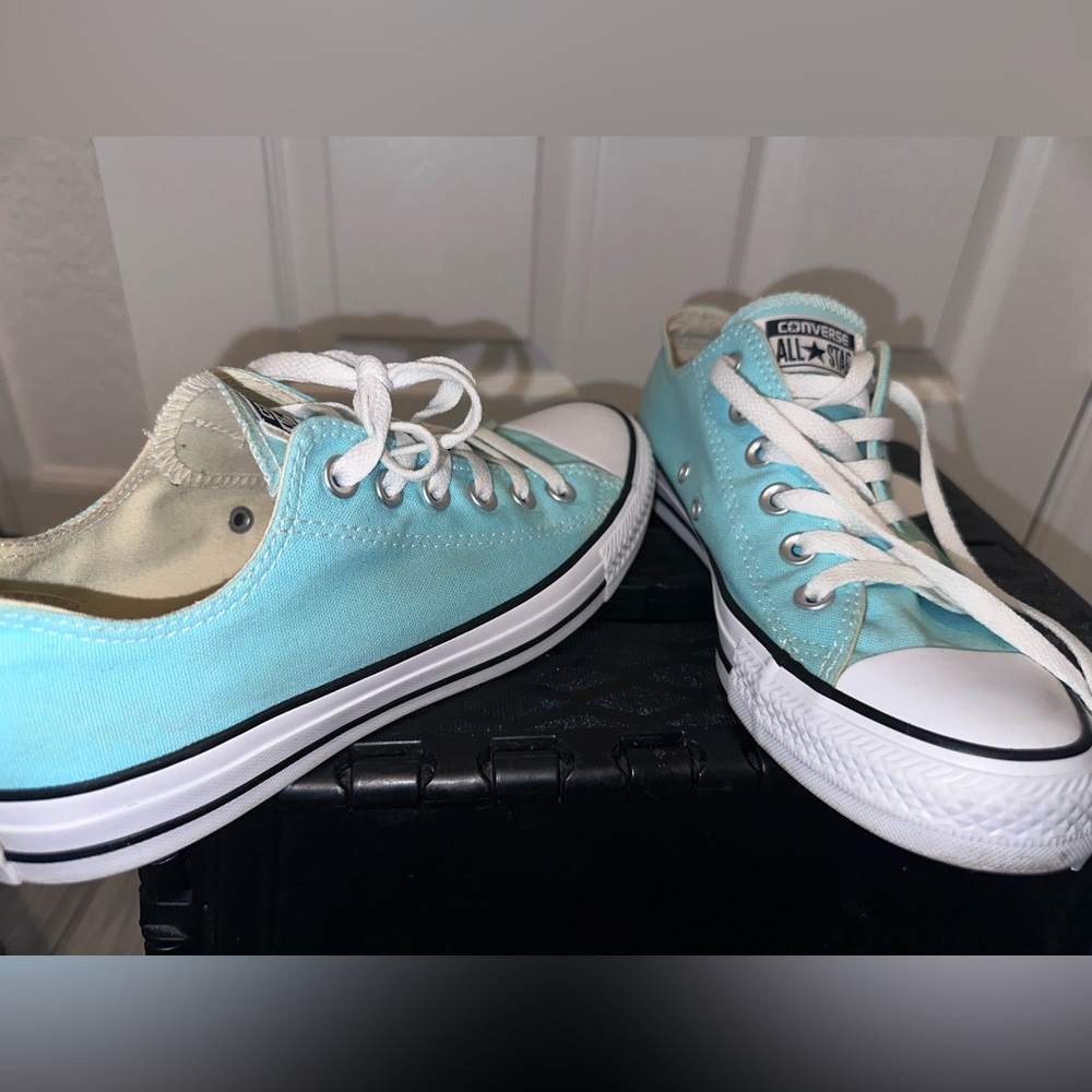 Converse - Picture 5 of 9